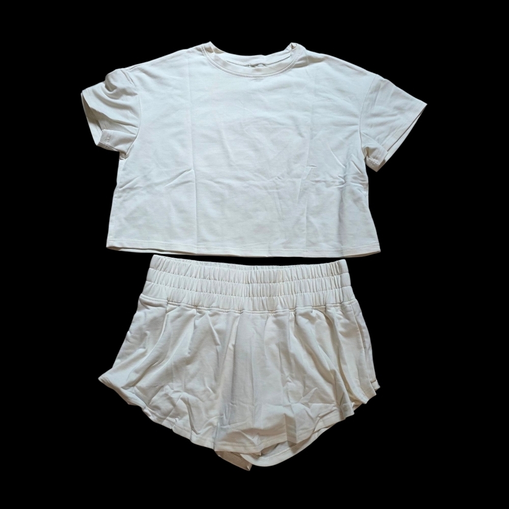 NIB Cream Two-Piece Skort Lounge Set - Picture 2 of 4